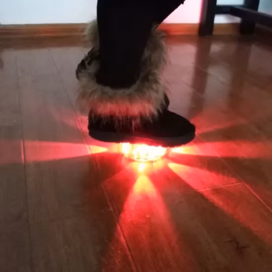 Оптовые автомобильные предупреждающие стробоскопы Предостережение Сигнальная лампа Качество V16 Проблесковый маячок Дорожные фонари Waring Дорожные фонари Аварийный портативный сигнальный светильник с сухой батареей